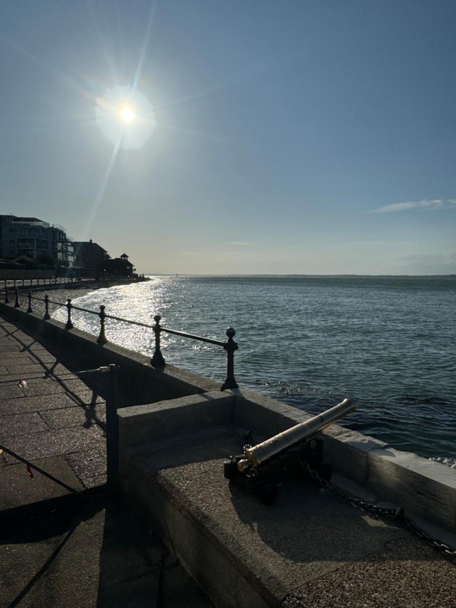 Mill Hill Guest House Cowes  Εξωτερικό φωτογραφία